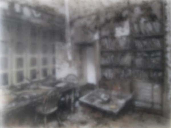 x1_destroyed_room